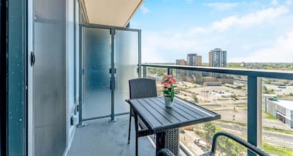 Stylish 1BR Condo w Balcony & Skyline Views