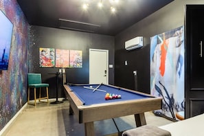 House (5 Bedrooms) | Interior - Austin Group Clubhouse 6min Walk to Rainey Street (Austin)