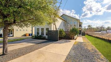 Villa (Multiple Bedrooms) | Interior