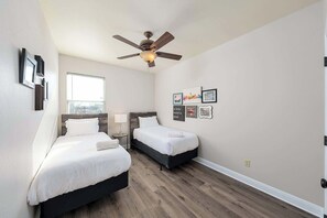 Villa (Multiple Bedrooms) | Interior - Upstay: Spacious 2-home Duplex for Group of 17 (Austin)