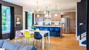 House (Multiple Bedrooms) | Interior