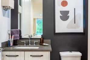 House (5 Bedrooms) | Interior - Eastside House Supreme6 Min Drive to Downtown (Austin)