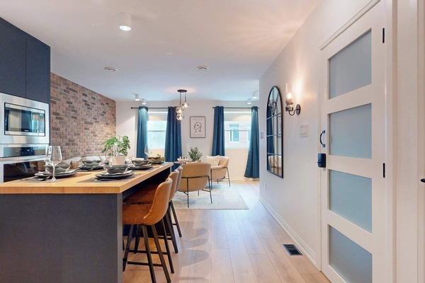 Studio (2 Bedrooms) | Interior