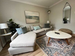 Studio (2 Bedrooms) | Interior - Casa Hotels: Modern 2BR Suite in Leslieville (Toronto)