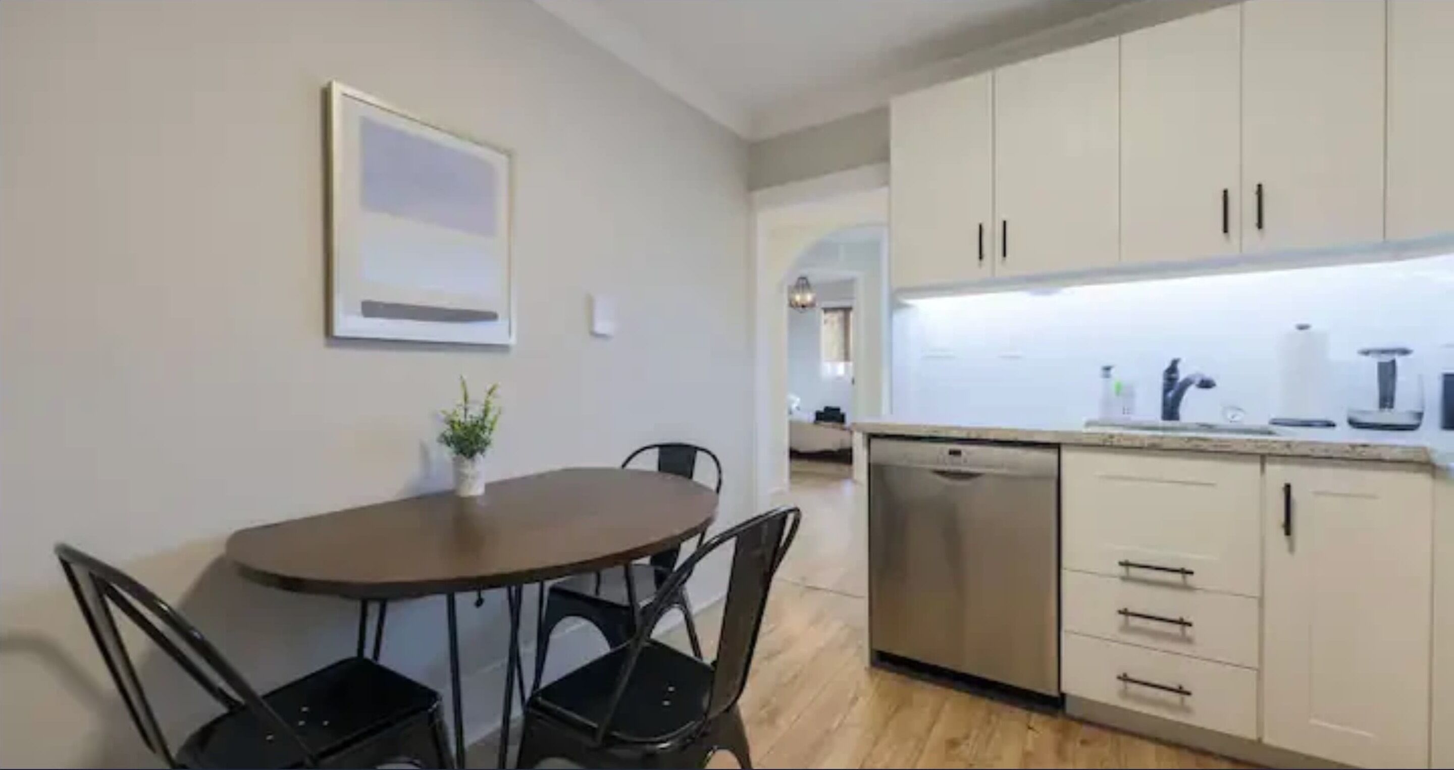 Studio (2 Bedrooms) | Interior