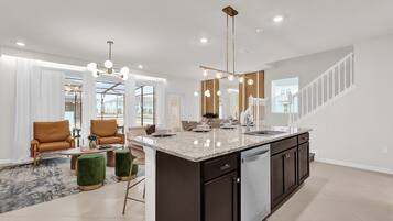 Villa (5 Bedrooms) | Interior