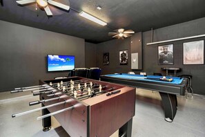 Casa (Multiple Bedrooms) | Interior