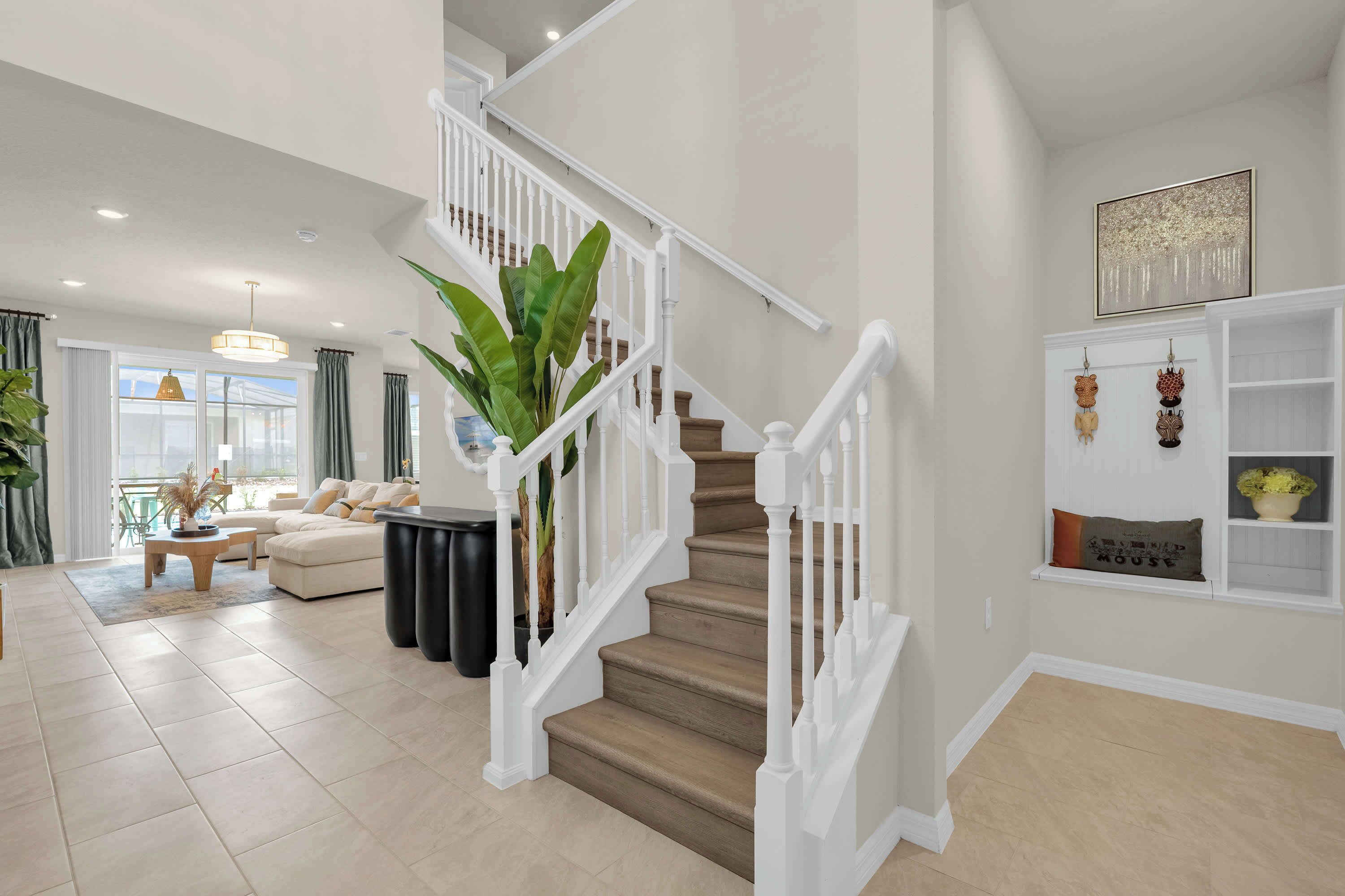 House (5 Bedrooms) | Interior