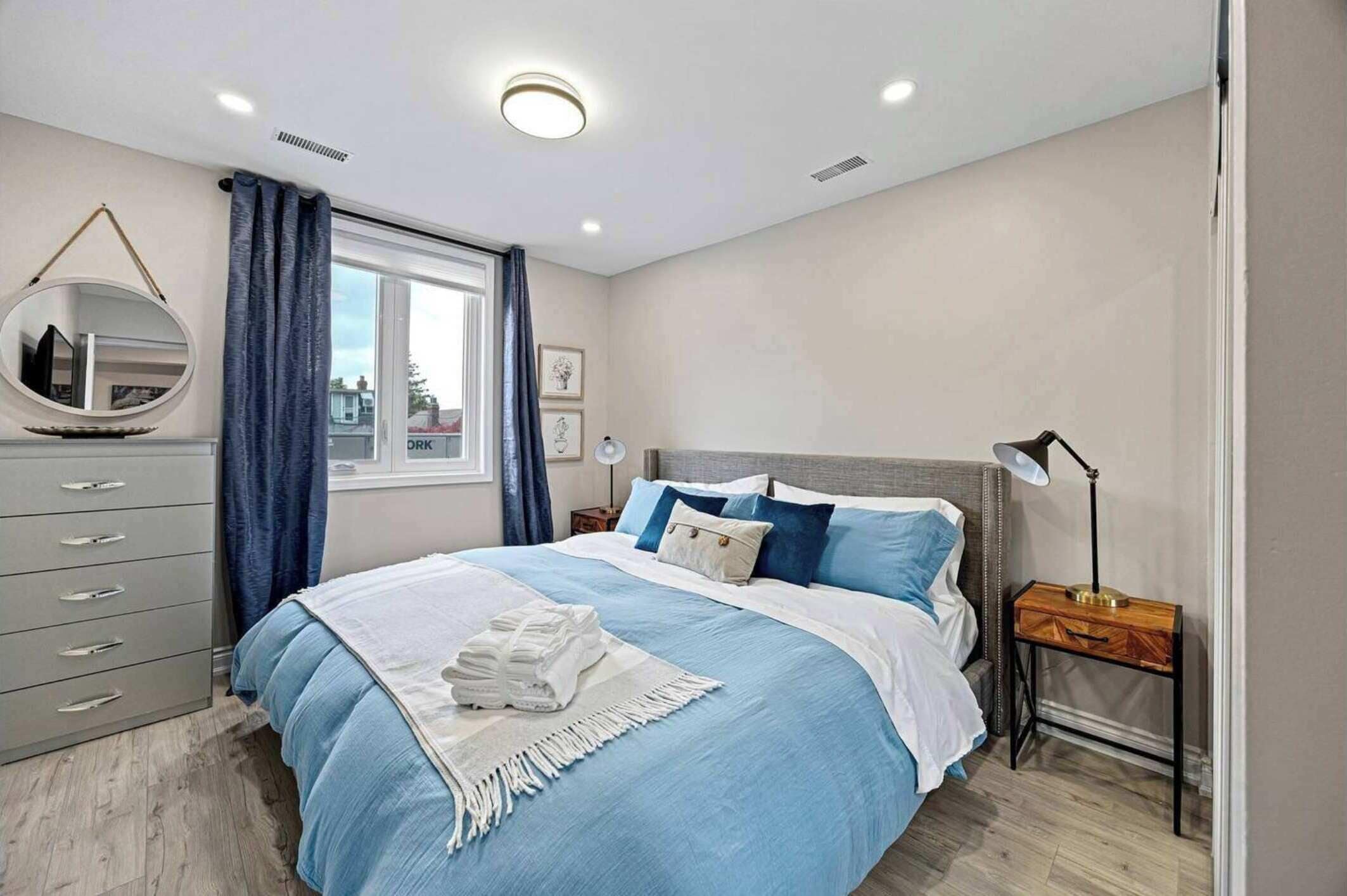 Studio (2 Bedrooms) | Interior