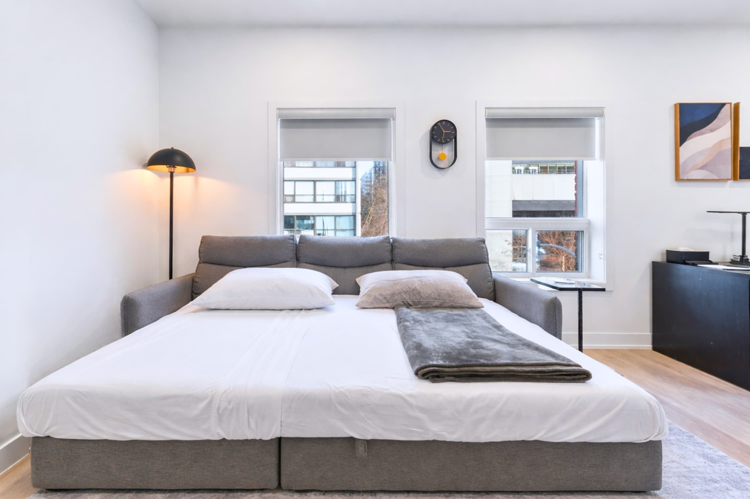 Studio (3 Bedrooms) | Interior