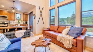 Villa (2 Bedrooms) | Interior - Upstay Lake Dillon Basecamp & Mountain Trails (Silverthorne)