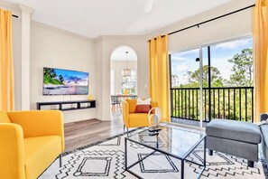 Interior - Pet-friendly Condo Pool, Saunanear Disney (Winter Garden)