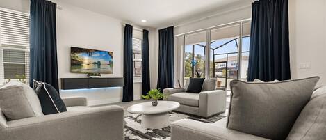 Villa (4 Bedrooms) | Interior