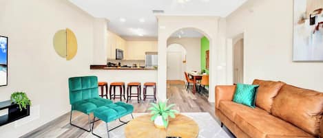 Apartment (3 Bedrooms) | Front of property