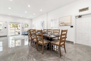 Villa (4 Bedrooms) | Interiör