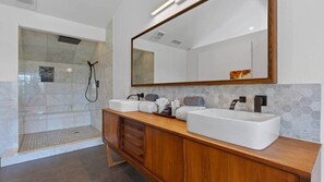 House (4 Bedrooms) | Interior - Upstay Modern Home Near Golf Course and Downtown (Austin)
