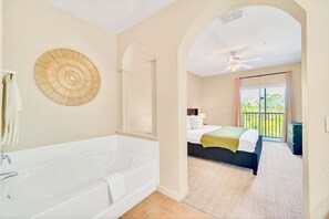 Apartment (2 Bedrooms) | Bahagian dalam