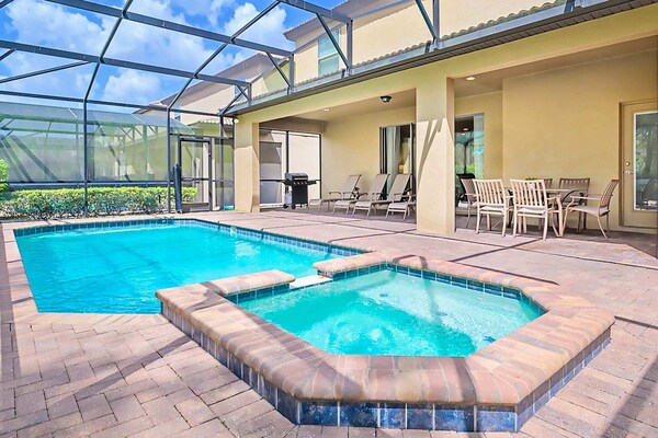 Windsor At Westside Resort Home W/ Pool & Hot Tub - Davenport, FL