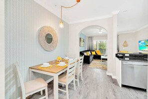 Interior - Upstay Condo With Pool Near Disney & Pet Friendly (Winter Garden)
