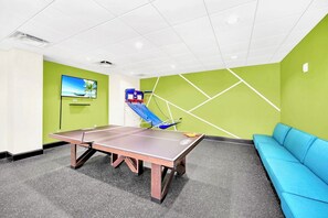 Apartment (3 Bedrooms) | Interior - Upstay - Large Condo Near Disney w Pool and Gym (Winter Garden)