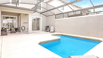 Villa (4 Bedrooms) | Depan hartanah