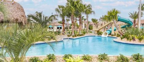 Villa (4 Bedrooms) | Interior