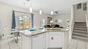 Interior - Spacious 4BR Family Townhouseprivate Pool & BBQ (Kissimmee)