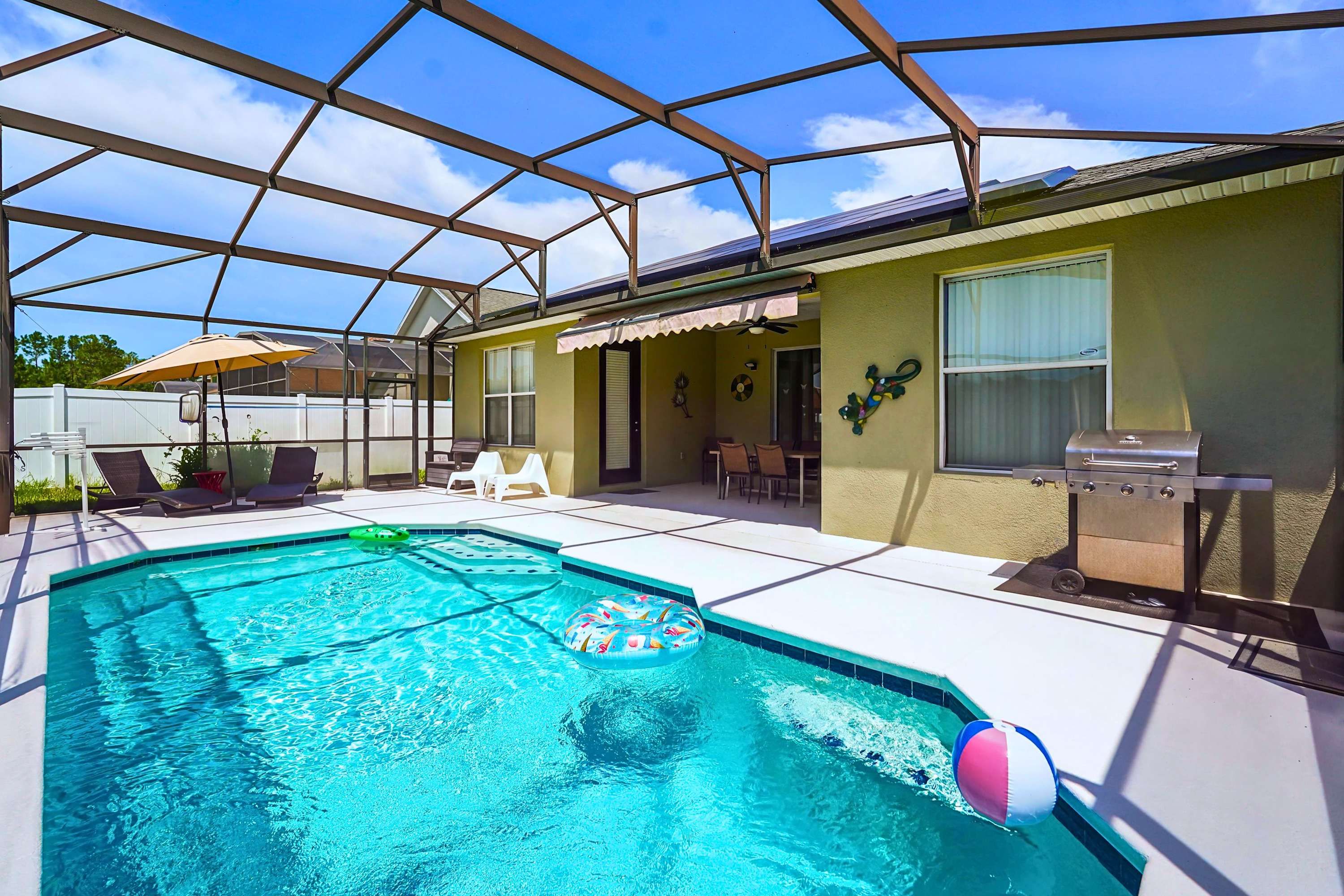 Hus (4 Bedrooms) | Fasade