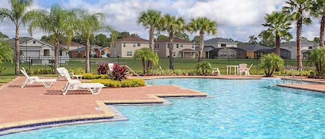 Rumah (4 Bedrooms) | Interior