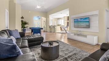 Rumah (4 Bedrooms) | Interior