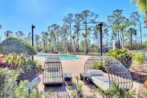 Unclassified image, 4 of 31, button - Upstay - Pet-friendly Condo - Sauna, Pool (Winter Garden)