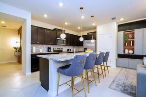 Unclassified image, 2 of 42, button - Upstay Family Fun 5BR Retreat w Pool & Games Room (Clermont)