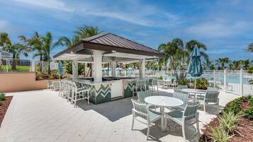 Villa (4 Bedrooms) | Interior