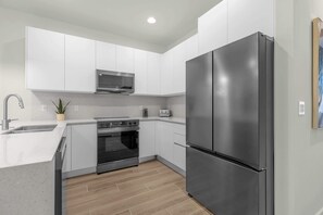 Villa (4 Bedrooms) | Interior - Upstaymodern 4BR Family Townhome w Private Pool (Clermont)