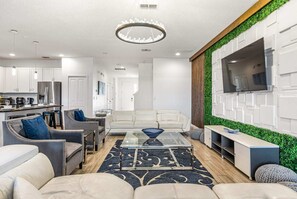Σπίτι (Multiple Bedrooms) | Εσωτερικοί χώροι