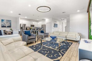 Σπίτι (Multiple Bedrooms) | Εσωτερικοί χώροι