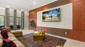 House (1 Bedroom) | Interior - Lakeside Villa With Pool, Cinema & Games Room (Kissimmee)