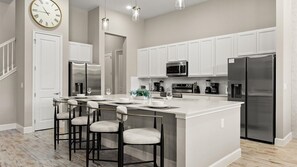 House (1 Bedroom) | Interior - Lakeside Villa With Pool, Cinema & Games Room (Kissimmee)