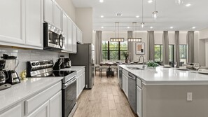 House (1 Bedroom) | Interior - Lakeside Villa With Pool, Cinema & Games Room (Kissimmee)