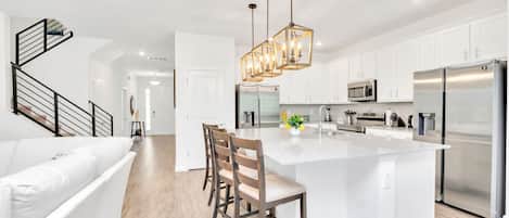 Casa (Multiple Bedrooms) | Parte interna