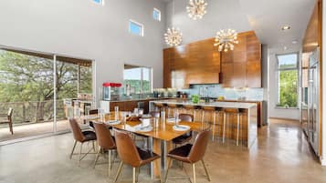 House (Multiple Bedrooms) | Interior