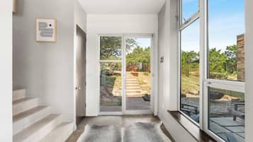 House (Multiple Bedrooms) | Interior