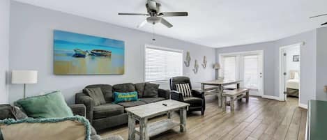 Apartment (2 Bedrooms) | Depan hartanah