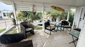 Casa (2 Bedrooms) | Interior