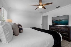 Villa (4 Bedrooms) | Interior - Upstay: Luxury 4BR Family Home w Poolnear Disney (Davenport)