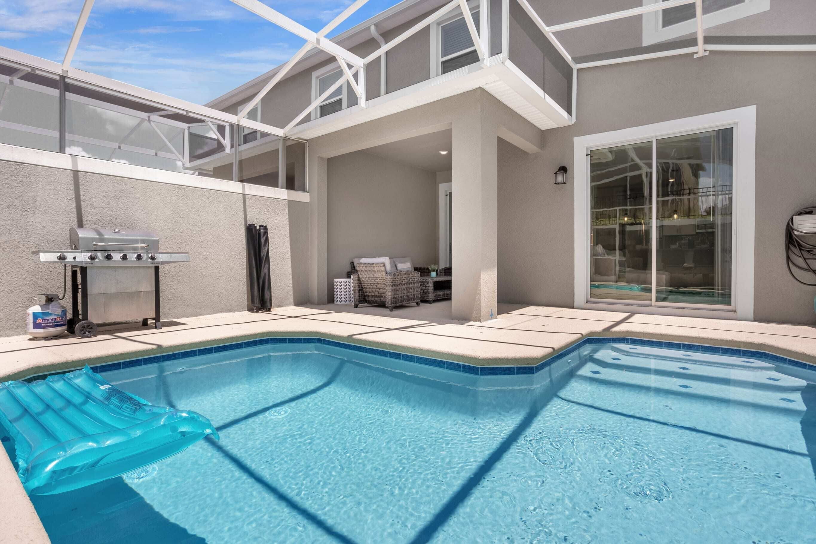 Villa (4 Bedrooms) | Fasade