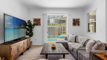 Villa (4 Bedrooms) | Interior