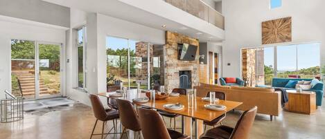 Talo (4 Bedrooms) | Sisätilat