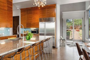 House (4 Bedrooms) | Interior - Luxury 4BR Hilltop Retreat Hot Tub & Scenic Views (Dripping Springs)