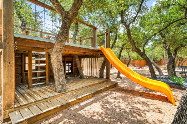 Interior - Luxury Hilltop Villa With Hot Tub & Scenic Views (Dripping Springs)